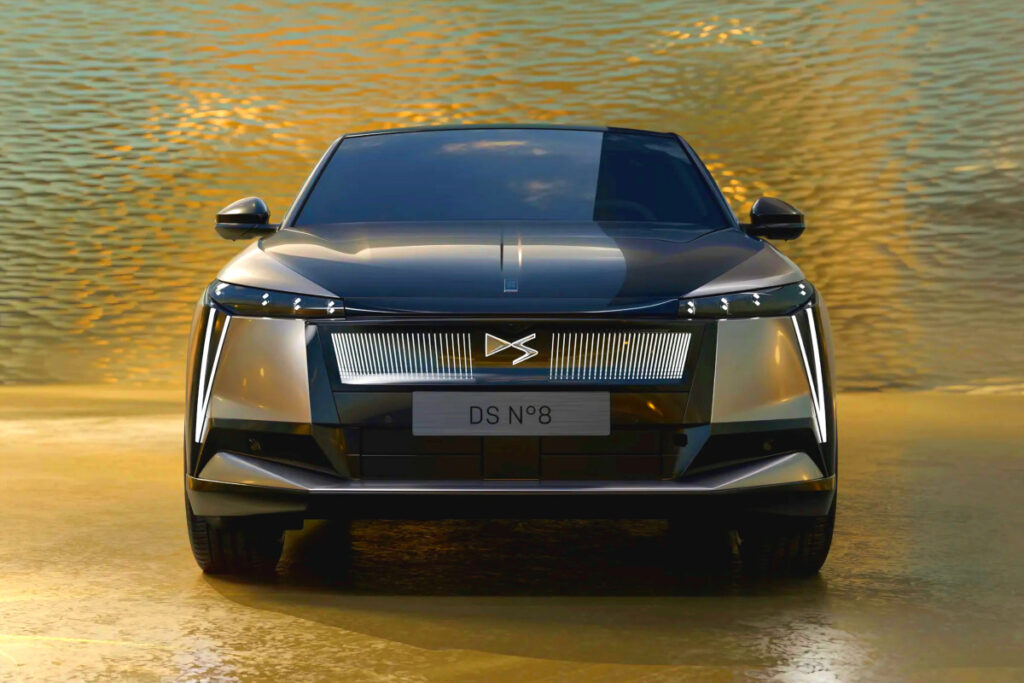 DS Automobile DS N8 unveiled (6)