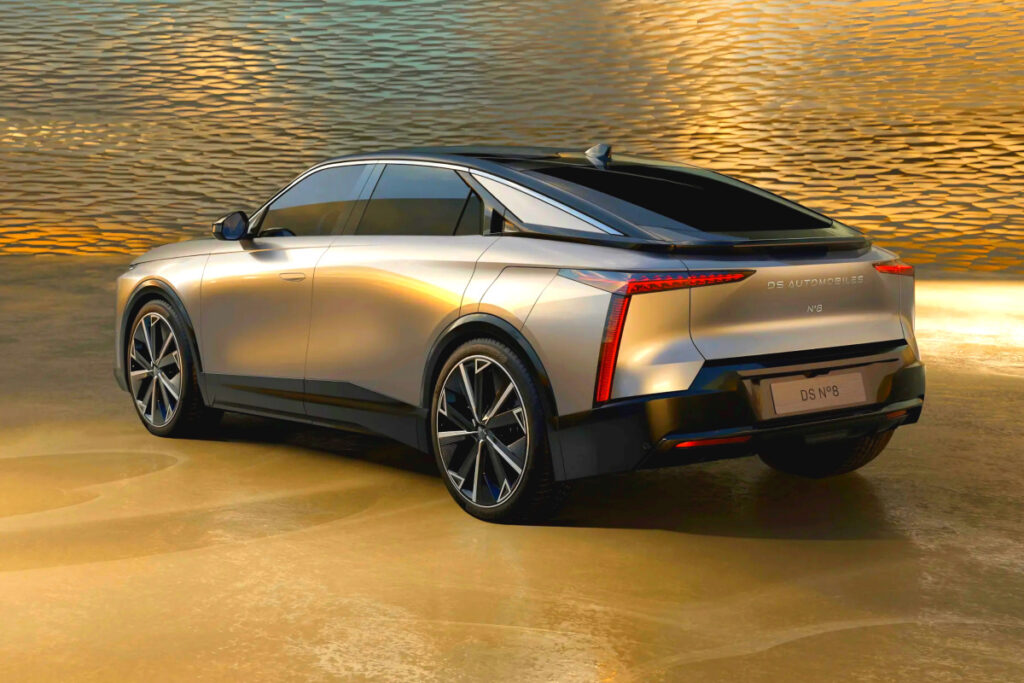 DS Automobile DS N8 unveiled (7)