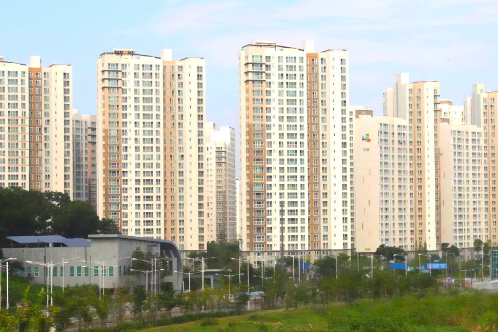 First-time apartment buyers (5)