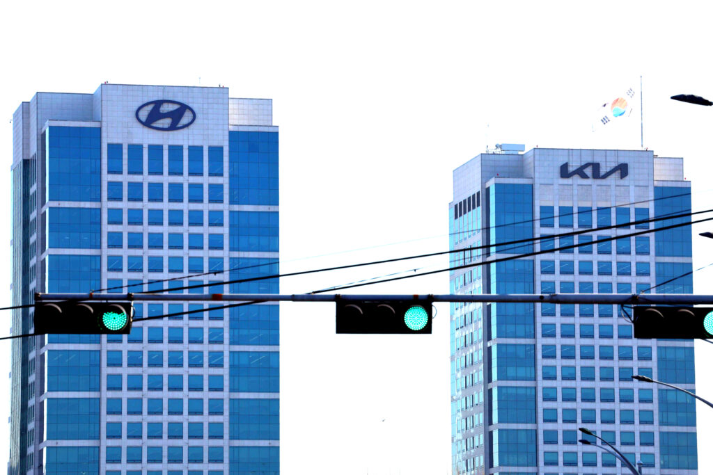 두 손 맞잡자 "판도가 바뀌었다"...위기의 현대차, 이게 정말이라면 1 혼다 닛산 현대 경쟁