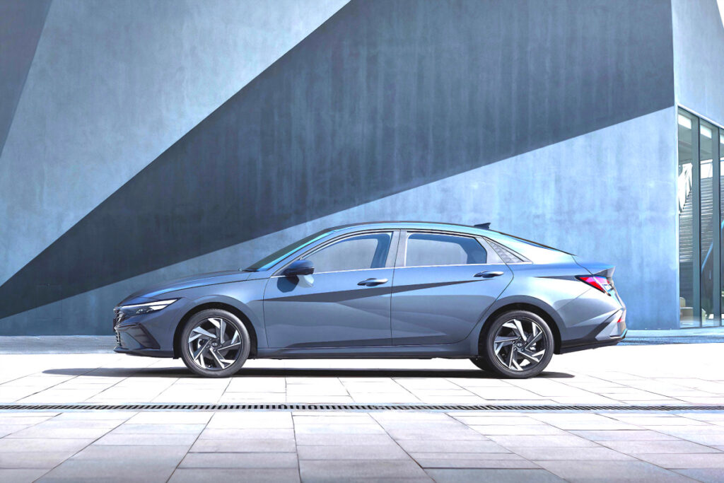 할인 카드 꺼낸 현대차 "진짜 작정했다"...이제는 중고차까지? 5 Hyundai 2024 Goodbye Hybrid (5)