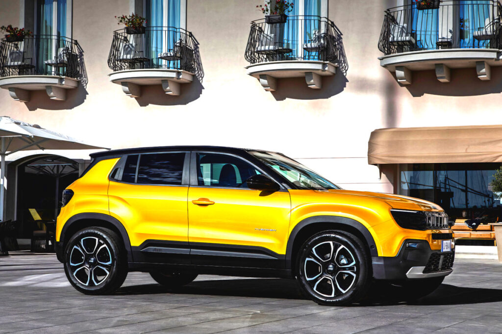 EV3 경쟁자였는데 "무너졌다"…2개월 만에 '굴욕', 대체 왜? 3 Jeep Avenger sales plummet (3)