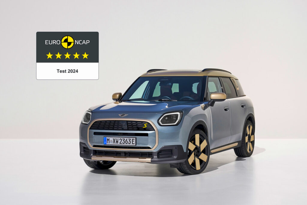 엄마들이 좋아하는 소형 SUV…이유를 봤더니 모두 '납득' 2 New MINI Countryman Euro NCAP 5 stars (2)