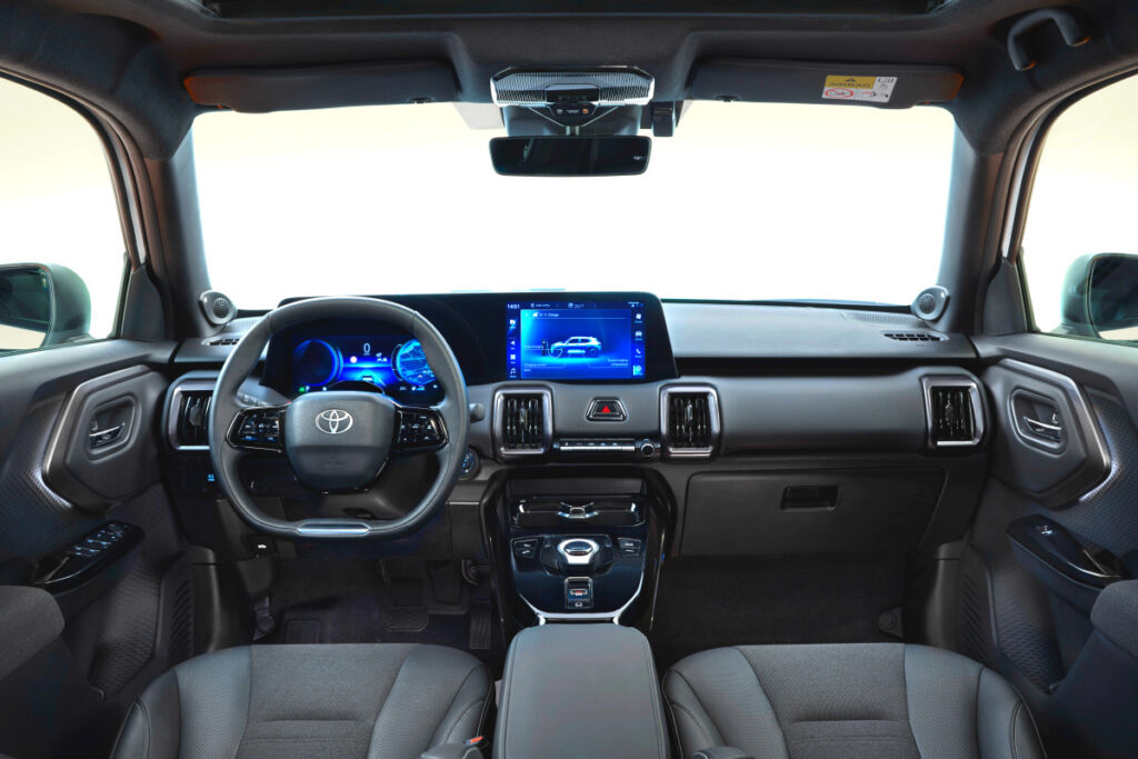 유럽서 극찬하자 업계 '발칵'…새로운 SUV 등장에 기아차 '초긴장' 4 Toyota Urban Cruiser Unveiled (4)
