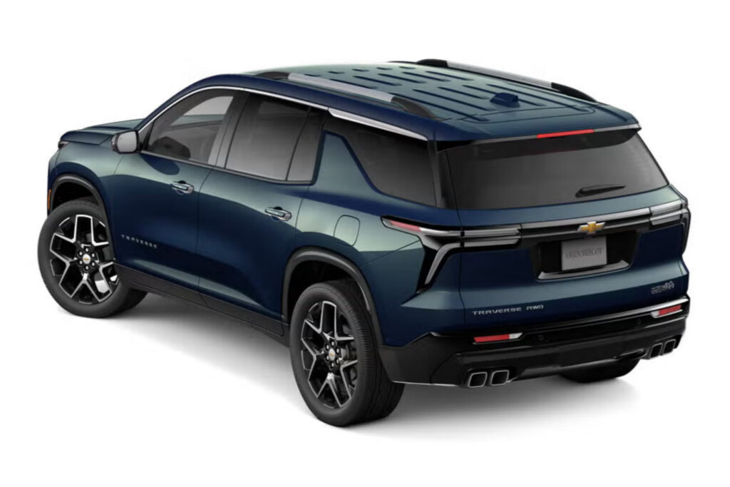 "팰리세이드 한 수 접는다"…고급감 대박 신차 공개하자 기대감 '폭발' 3 쉐보레 트래버스 하이컨트리 2025