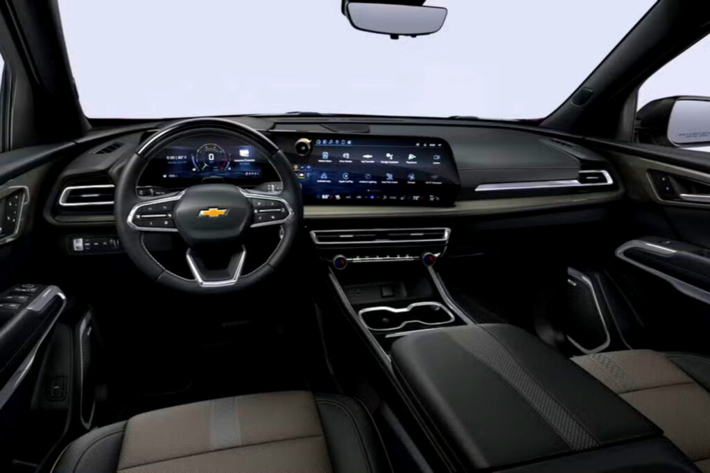 "팰리세이드 한 수 접는다"…고급감 대박 신차 공개하자 기대감 '폭발' 4 쉐보레 트래버스 하이컨트리 2025