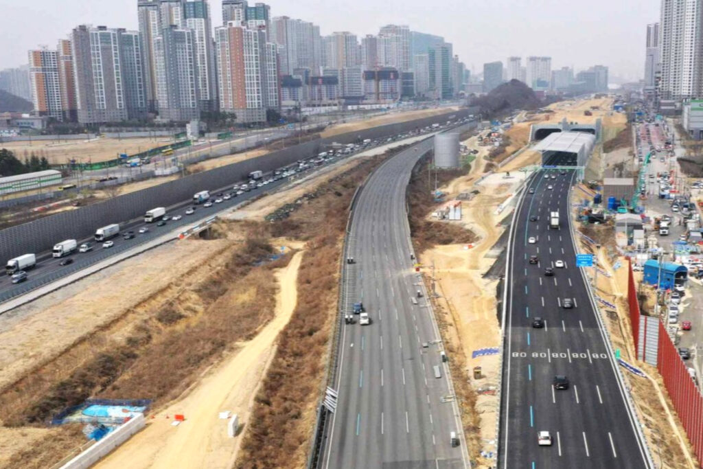 "수도권이 드디어" "확 뚫린다"…천지개벽 예고에 주민들 '방긋' 2 경부고속도로 지하화