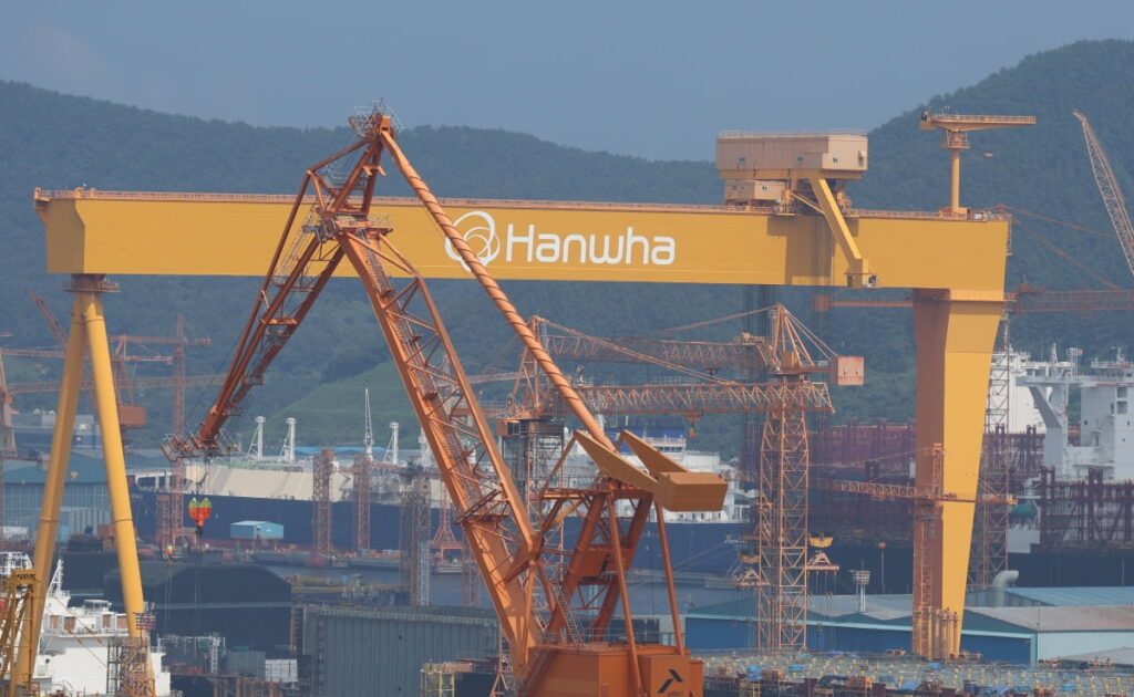 "이러다 다 무너지겠네"… 예측이 무너진 기업들, 새해부터 ‘발 동동’ 3 "이러다 다 망하겠네"…새해부터 쏟아진 충격 소식에 기업들 '발동동'