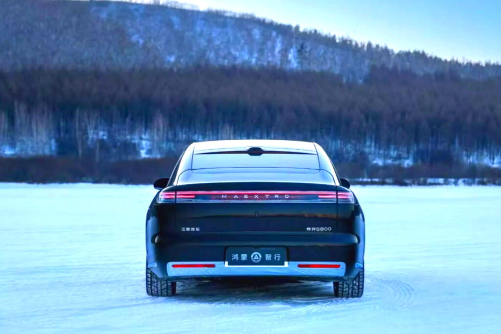 마이바흐 겨냥했다는데 "선 넘었다 반응"…2억 원 대 가격인데 팔리기는 할까? 7 Huawei Maestro S800 unveiled (7)