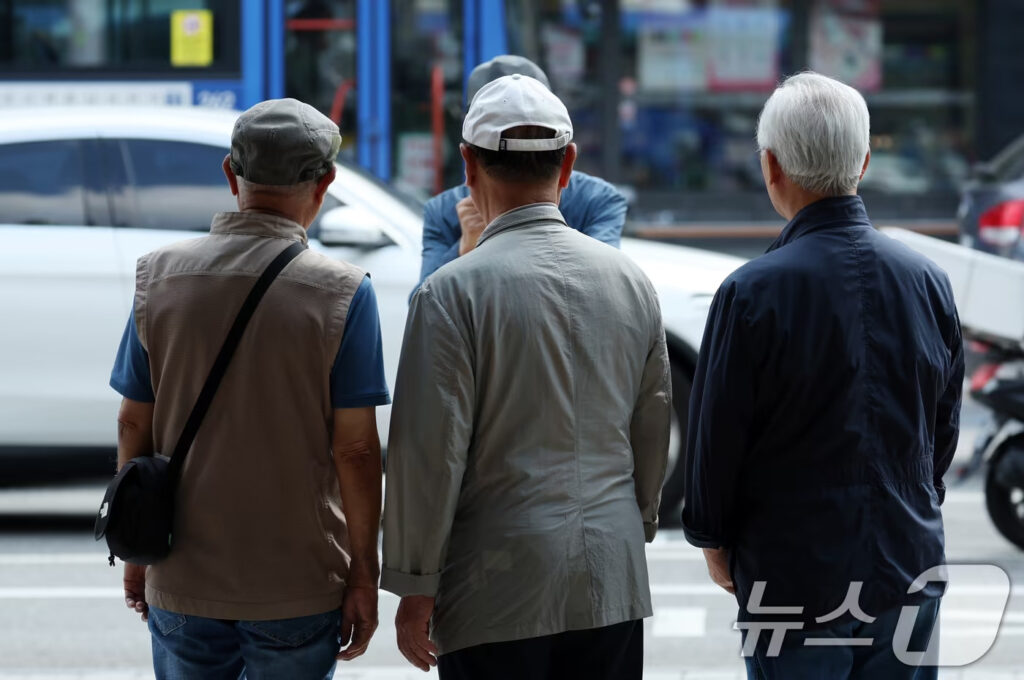 65세 노인 기준 인상