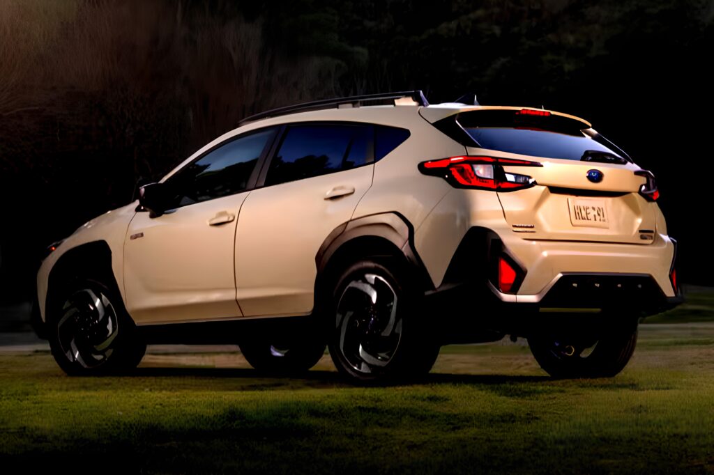 스바루 크로스트랙 하이브리드 출시