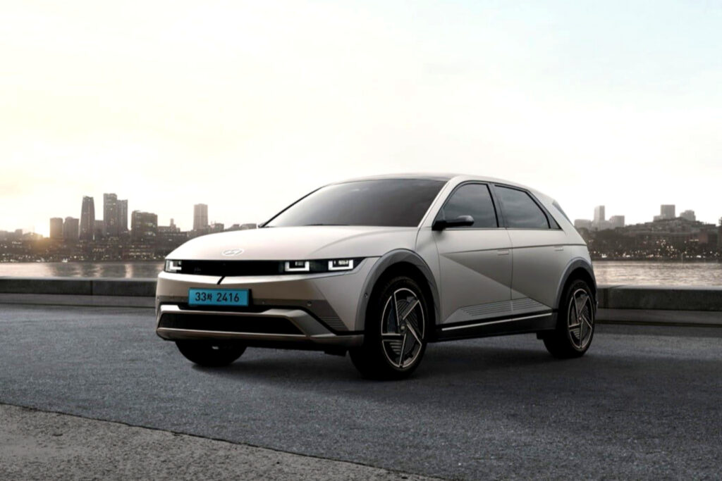 “트럼프 한 마디에 발칵”…국내 車 업계 초비상, 대체 무슨 일이? 3 트럼프 바이든 정책 폐기