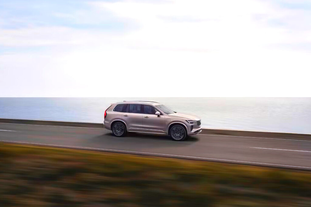 "끝나지 않는 SUV 열풍"…8천만 원대로 GV80 '정조준' 3 Volvo XC90 Korea Launch Announced (3)