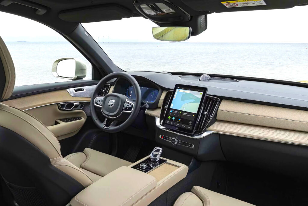 "끝나지 않는 SUV 열풍"…8천만 원대로 GV80 '정조준' 4 Volvo XC90 Korea Launch Announced (4)