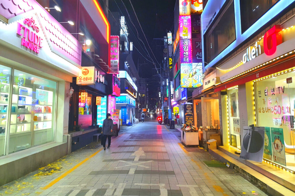 "부산이 확 달라진다", "최대 480만원 지원"…위기 속 기대감 '활짝' 8 Busan Youth Support Policy (8)