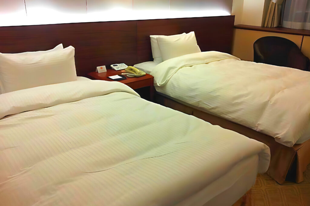 "일본보다 못한 한국?" 불만 속출하는 중국인 관광객...이유 살펴보니 3 Chinese Seoul Tokyo Comparison (3)