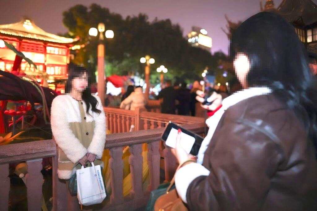 Chinese travelers surge (3)