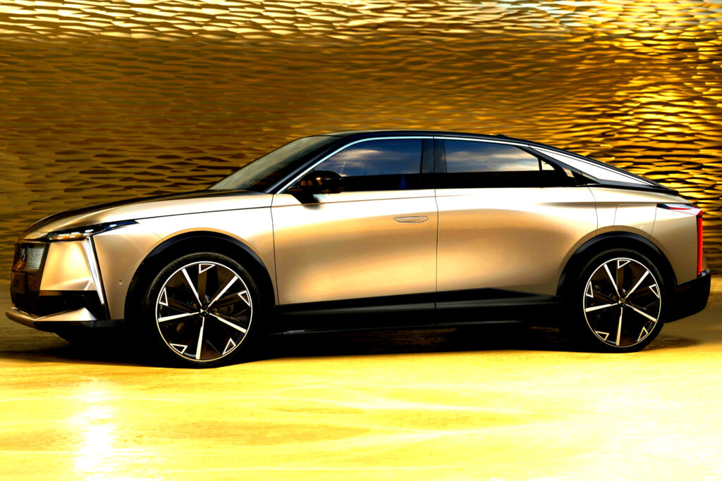 DS No8 전기 SUV