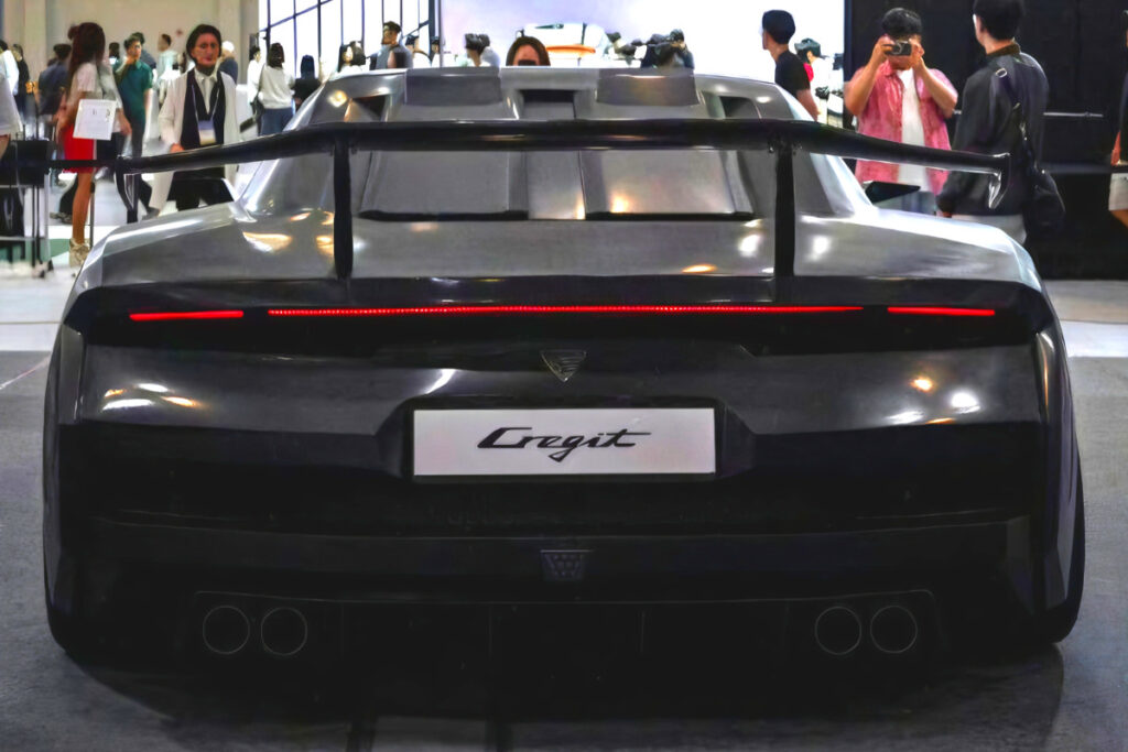 스포츠카라는데 "말도 안 되게 싸다"…대체 얼마길래? 7 Launching the Oullim Motors sportscar (7)