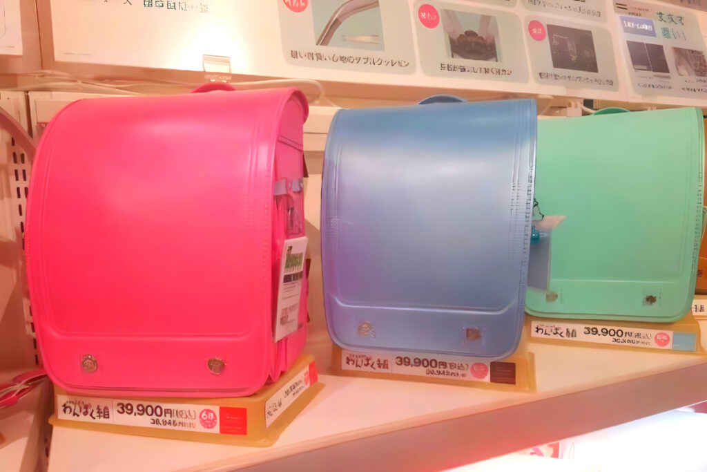 "한국·일본 왜 이래?", "수십만 원 깨진다"…학부모들 '한숨만' 5 Premium Backpack Craze (5)