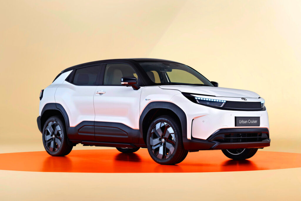 "EV3 계약 잠시만요"…국산차 압도할 신형 전기 SUV '등장' 2 Start booking Urban Cruiser Europe (2)