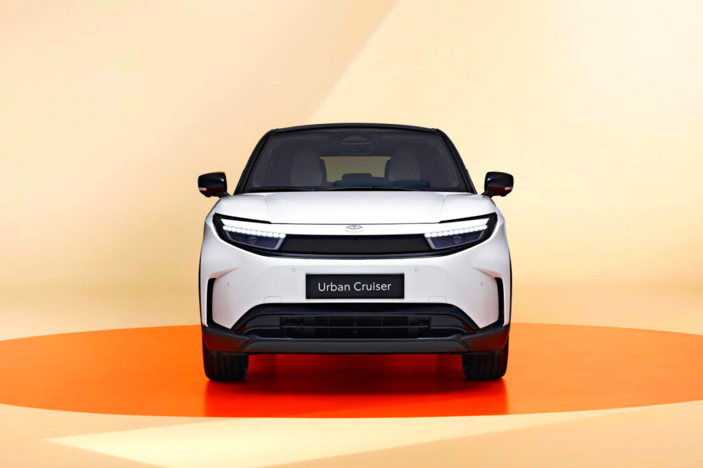 "EV3 계약 잠시만요"…국산차 압도할 신형 전기 SUV '등장' 3 Start booking Urban Cruiser Europe (3)