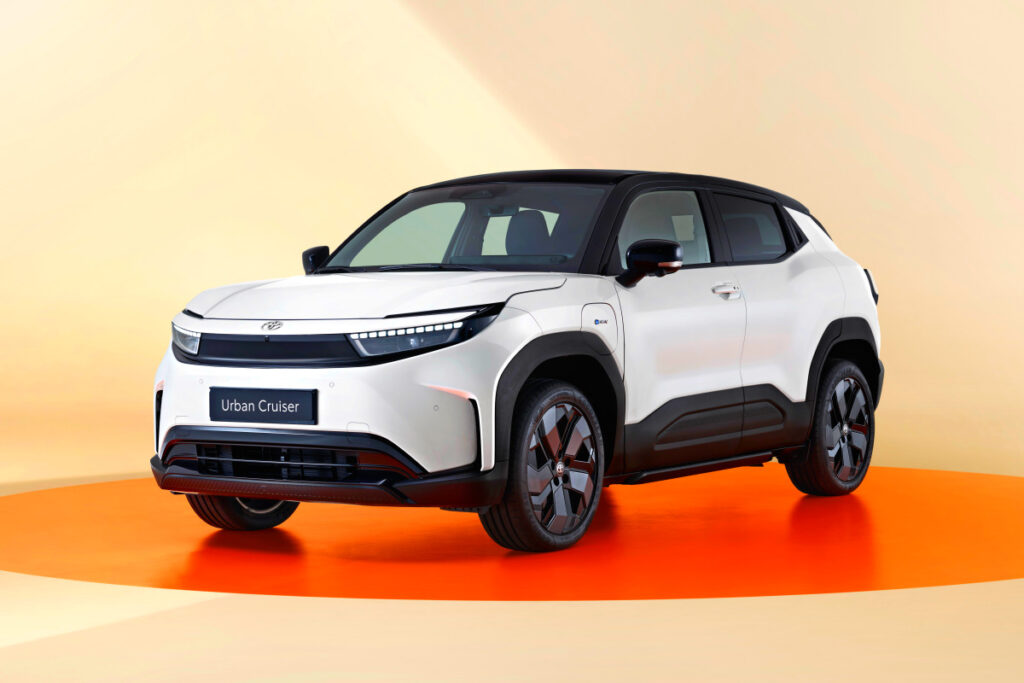 "EV3 계약 잠시만요"…국산차 압도할 신형 전기 SUV '등장' 4 Start booking Urban Cruiser Europe (4)