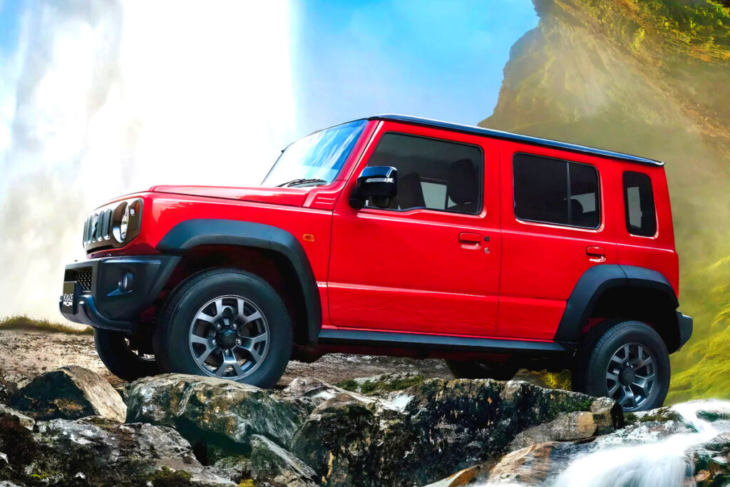 요즘 차 비싸다는데 "고작 2천만 원대"…G바겐 닮은 디자인까지 완벽 '그 자체' 1 Suzuki Jimny Nomad Unveiled
