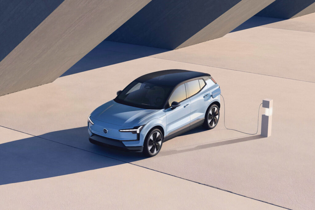 보조금 더하자 "3천만 원대로 뚝"…날벼락 맞은 국산 전기차 업계 6 Volvo EX30 Grant Finalized (6)