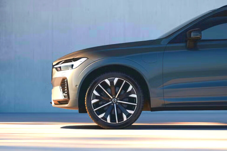 Volvo XC60 2nd Partial Change Reveal