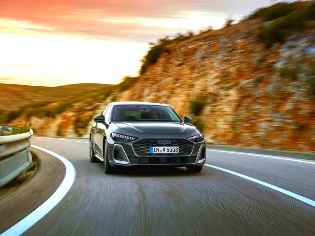 BMW·벤츠에 번번히 쓴맛 보더니 "독기 품었다"...제대로 된 신차로 반전 노린다 4 Audi A5 lineup unveiled (4)