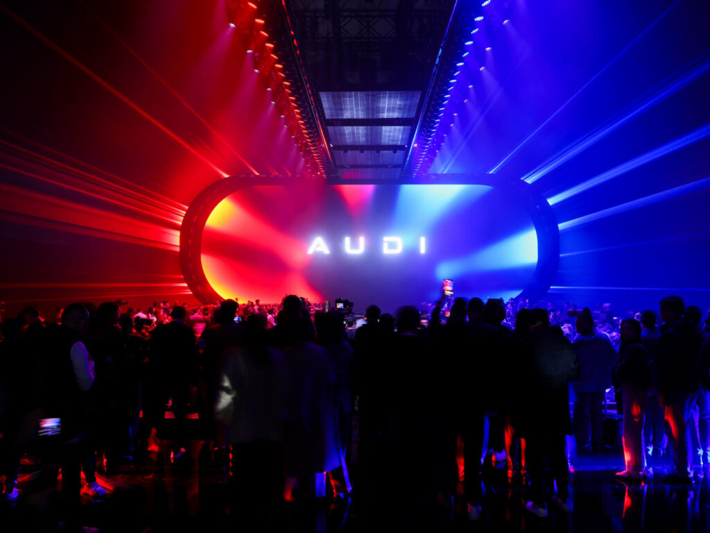 미국 시장 3배 팔더니 "자존심까지 버렸다"…BMW·벤츠 잡기 위한 '승부수' 3 Audi E-Concept coming soon (3)
