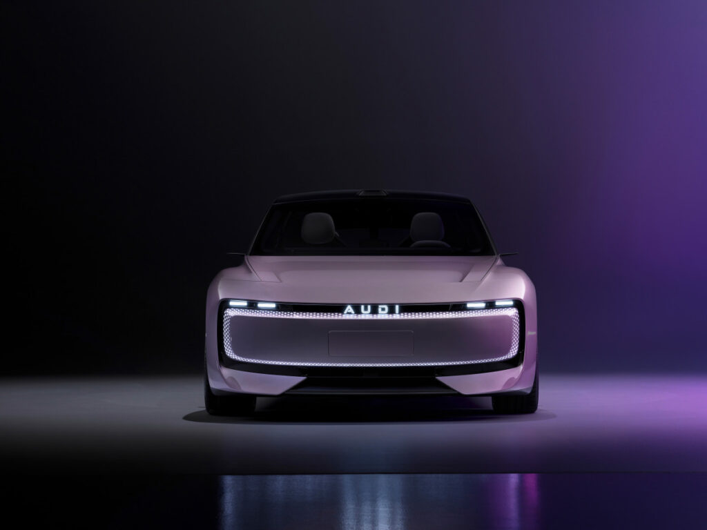 미국 시장 3배 팔더니 "자존심까지 버렸다"…BMW·벤츠 잡기 위한 '승부수' 4 Audi E-Concept coming soon (4)