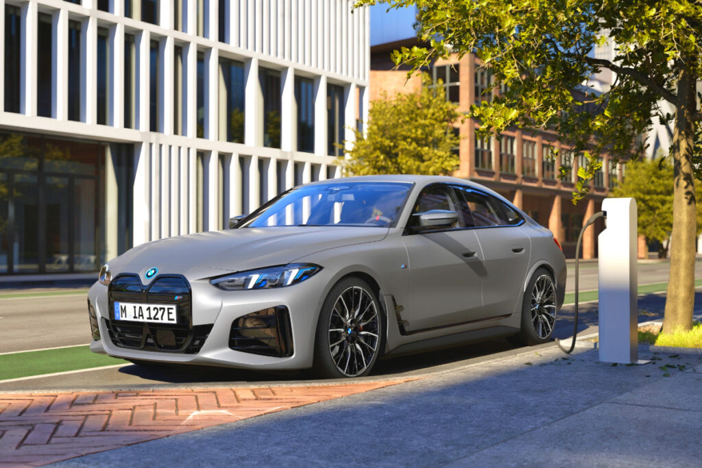 테슬라도 벤츠도 아닌데 "엄청난 車 내놨다"…가격까지 공개되자 '이럴 수가' 3 BMW New i4 Pricing (3)