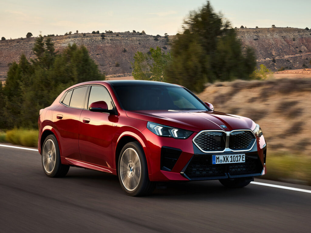 보조금 더하자 "5천만 원대로"…GV60보다 싼 수입 전기 SUV, 뭐길래? 2 BMW iX2 State Subsidy Finalized (2)