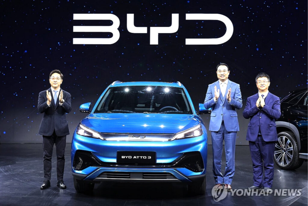 "중국차에 왜 우리 세금을?"… 심상치 않더니 결국 '빨간불', 이유 보니 '황당' 2 BYD 아토3 위기 직면