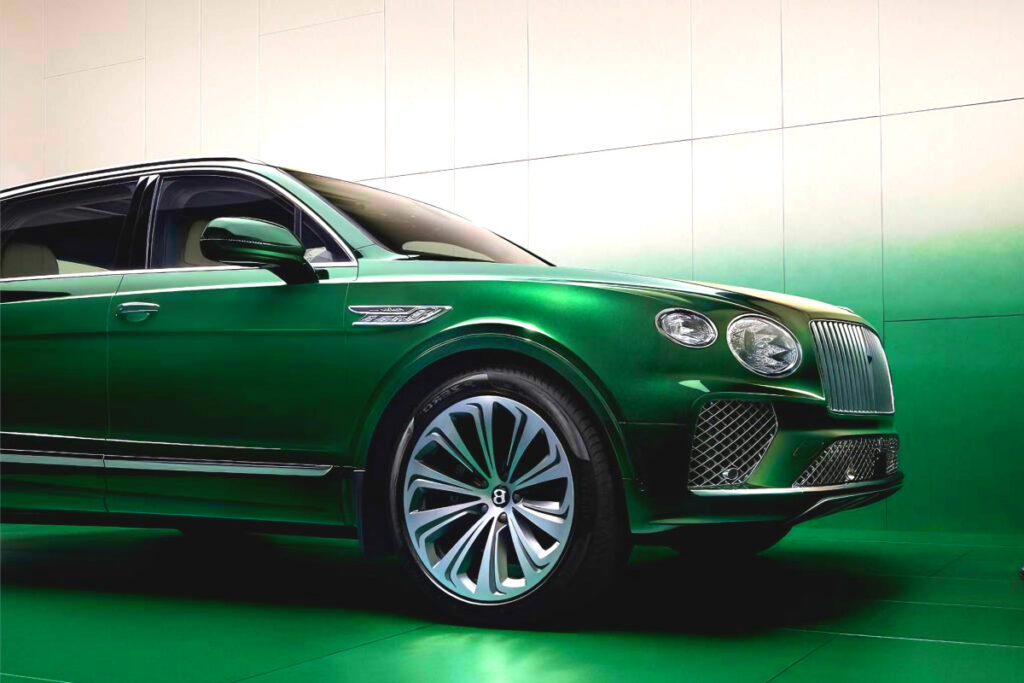 "제네시스도 초라해졌다"…한국 시장 출몰한 럭셔리 SUV, 가격이 무려? 1 Bentayga Atelier Edition Released