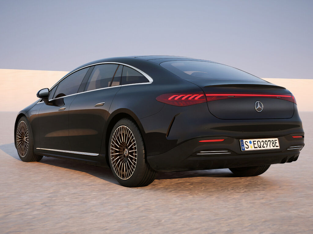 "BMW 오너들 후회할 수도"…출시 임박한 벤츠 신차, 가격 보고 '깜짝' 6 Benz New EQS 350 Pricing Revealed (6)