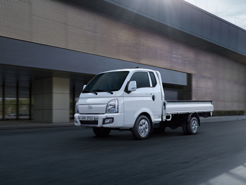 "자동차 가격이 이상해요"…밀려 났던 1톤 트럭의 '대반전' 상황 4 Diesel Truck Demand Rises (4)