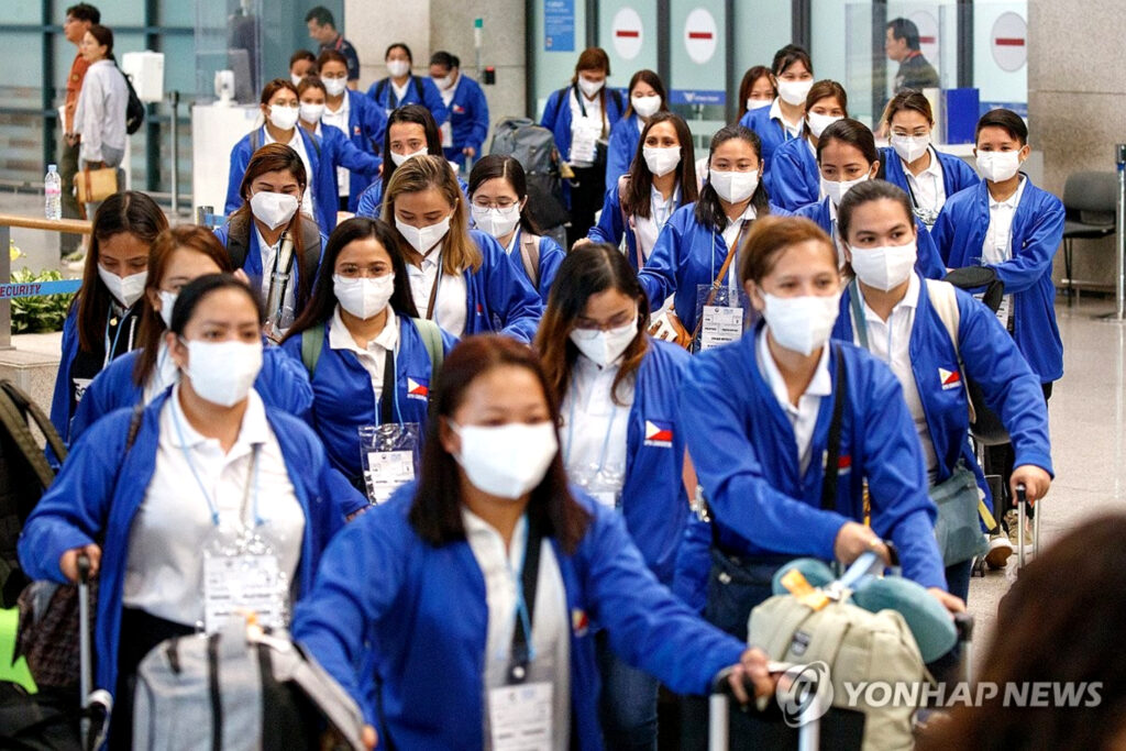 "비싼데 누가 써" 하던 필리핀 가사관리사… 반전 결과에 서울시 ‘활짝’ 3 외국인 가사관리사 인기