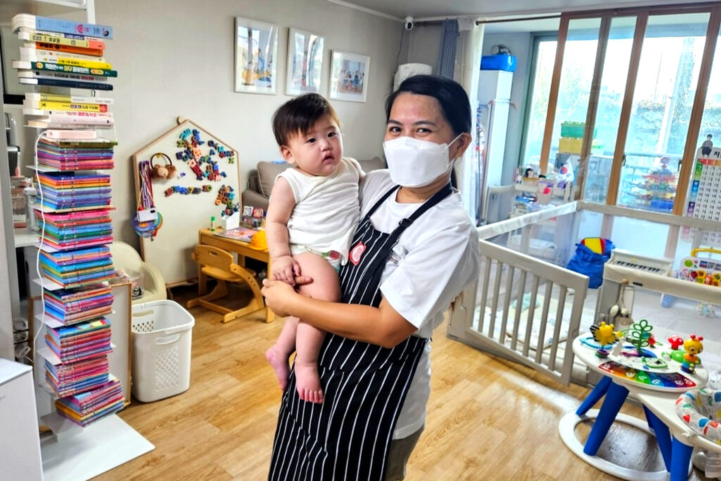 "비싼데 누가 써" 하던 필리핀 가사관리사… 반전 결과에 서울시 ‘활짝’ 2 외국인 가사관리사 인기