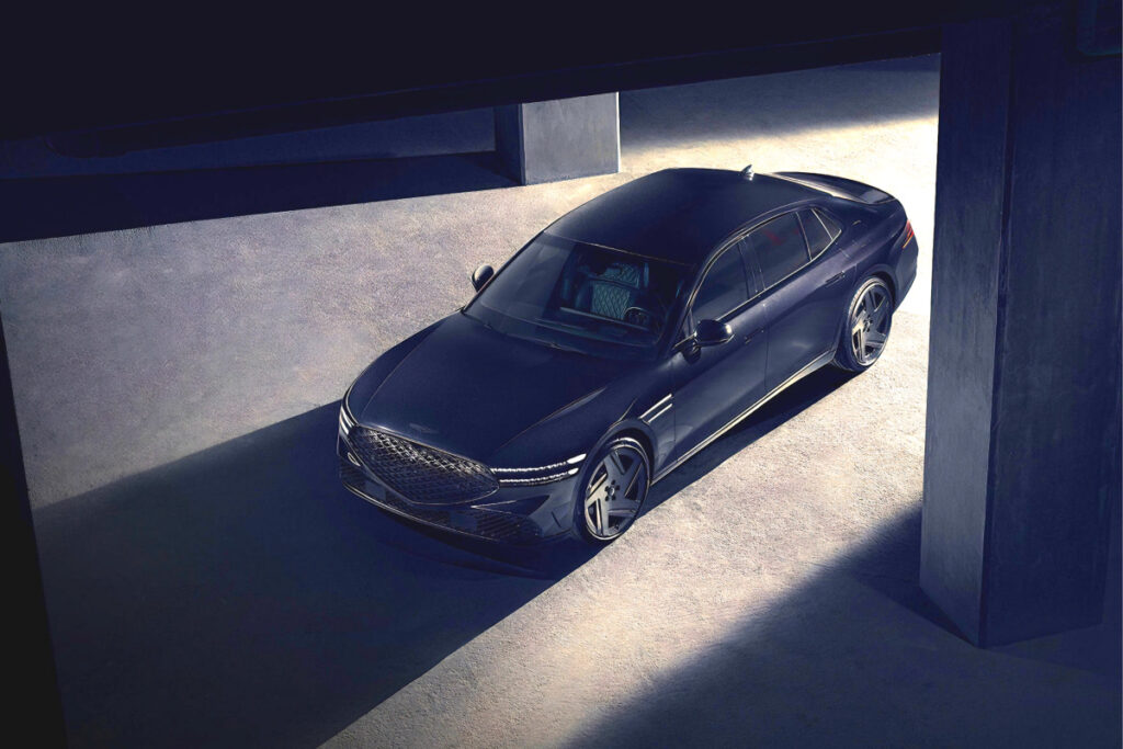 롤스로이스 타던 아빠들도 '시선집중'…제네시스 신차, 이게 대체 무슨일? 7 G90 Longwheel Base Black launched (7)