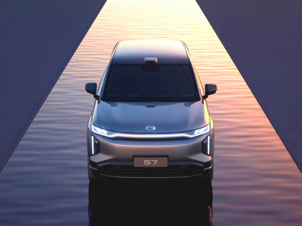 "4천만원 대인데 싼타페보다 크다"...무려 1150km 달리는 SUV 정체 5 GAC Trumpchi S7 launched (5)