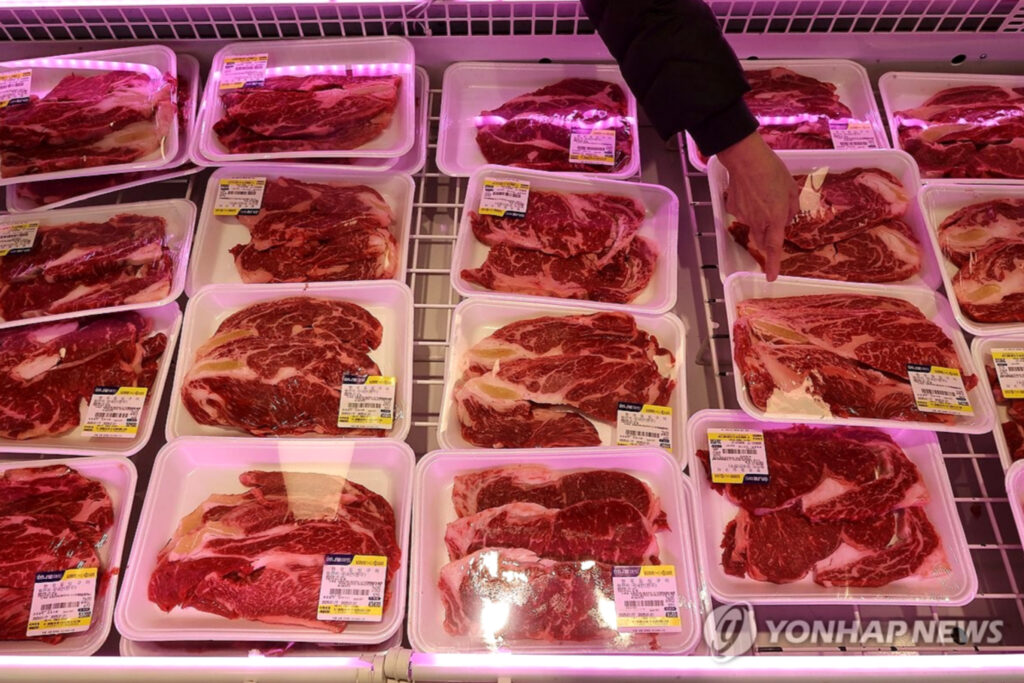 "이게 무슨 날벼락이냐"…81년 만에 터지자, 농민들 '비상' 4 한우 농가 비상