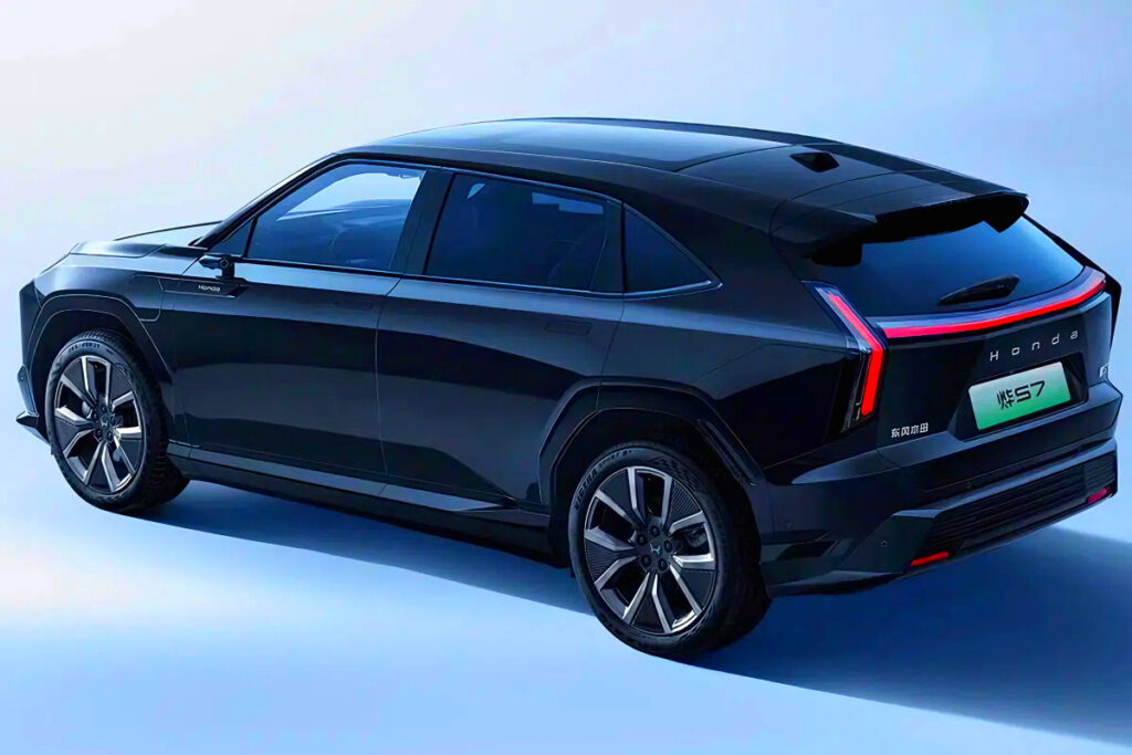 "내가 알던 일본車가 아니네?"…압도적 주행거리 자랑하는 SUV, 과감한 디자인까지 '완벽' 5 Honda GAC S7 unveiled (5)