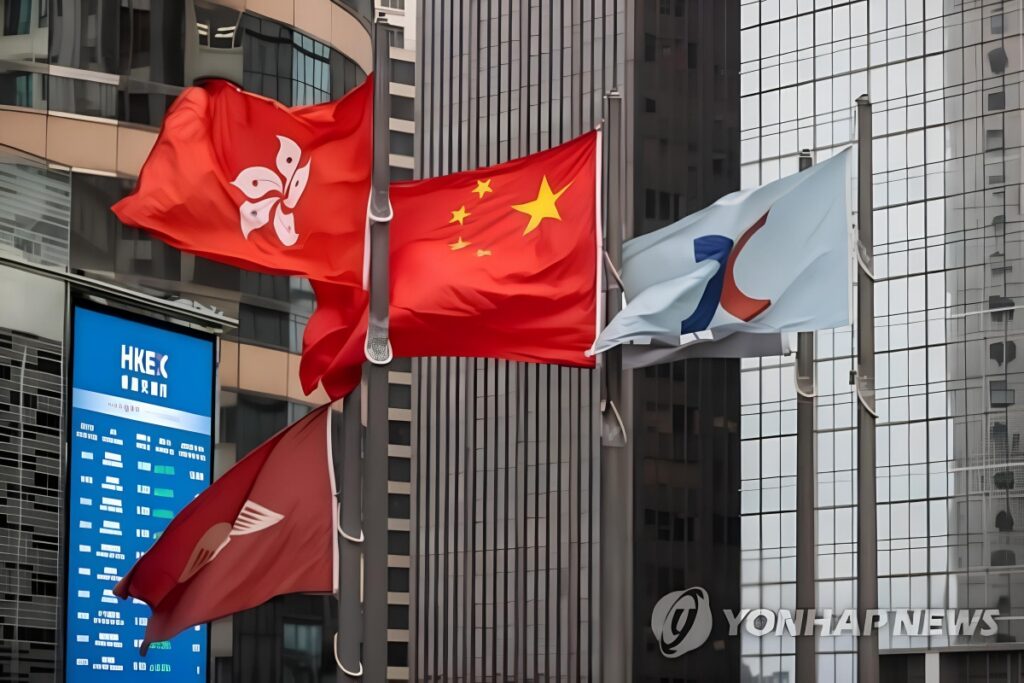 천정부지 치솟은 금값? "부럽지 않다"...전 세계 '뭉칫돈'이 여기로 3 홍콩 증시