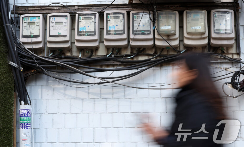 불안불안하더니 "결국 오고야 말았다"...한국전력, 이게 정말이라면 3 한전 전기요금 동결
