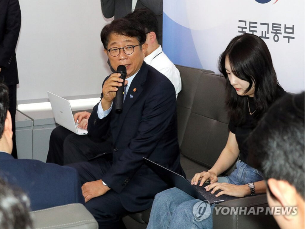 “집 없는 서민 희망이라더니” 믿었던 제도에 ‘발목’… 결국 정부 칼 빼들었다 2 임대차 2법 개편 예고