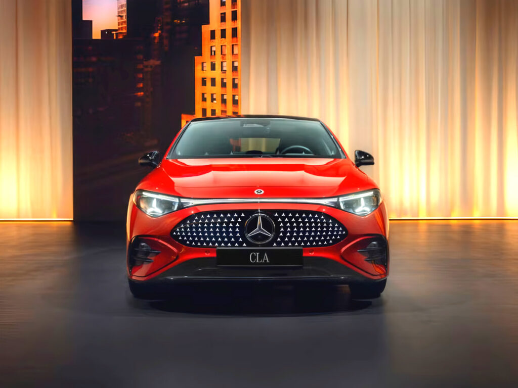 상상도 못했던 디자인인데 "벤츠가 해냈다"…무슨 車 인가 봤더니 5 Mercedes-Benz unveils the new CLA (5)