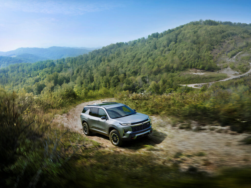 "팰리세이드 대항마?"…단단히 준비한 쉐보레 신형 SUV, 가격표 공개에 '깜짝' 4 New Traverse US price increase (4)